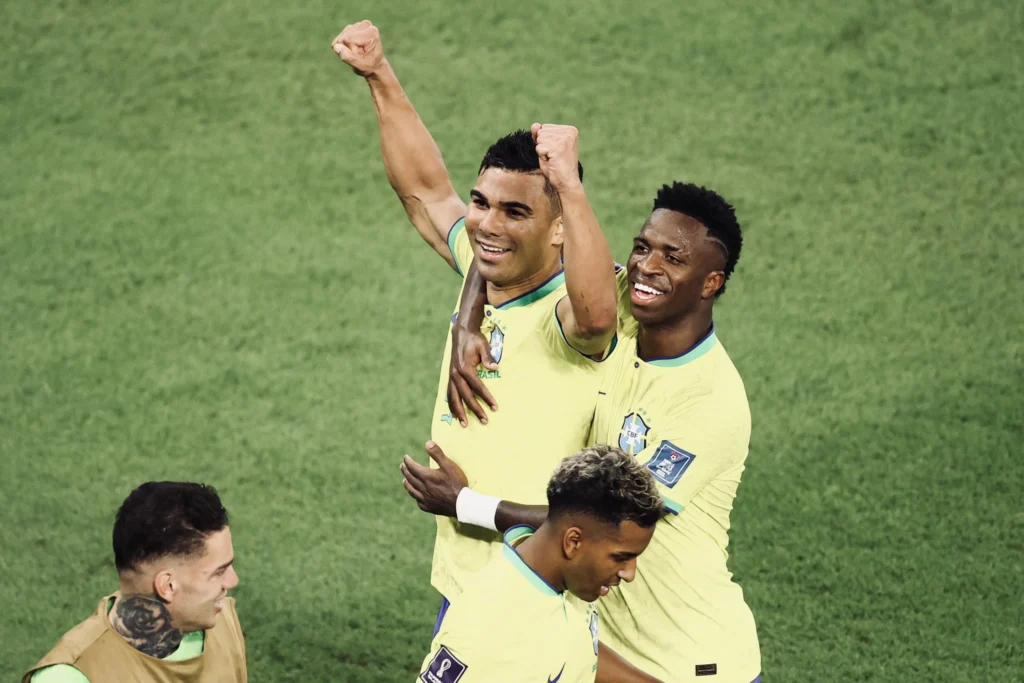 casemiro-celebrating-for-Brazil